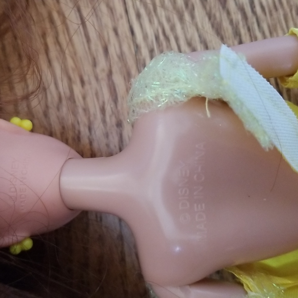 Disney's Beauty and the Beast Princess Belle Fandom Playtime 90s Retro Kids Toys - Picture 6 of 7